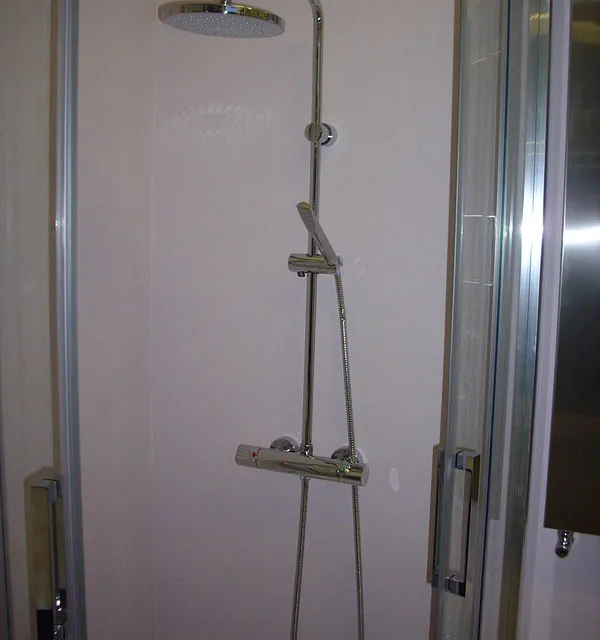 Instalaciones Anduriña ducha